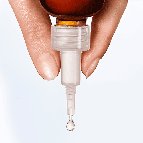 Vichy Liftactiv Suprême Vitamin C Sérum 20 ml, détail de l’embout compte-gouttes et d’une goutte de sérum — La Maison Para, prix Maroc, parapharmacie